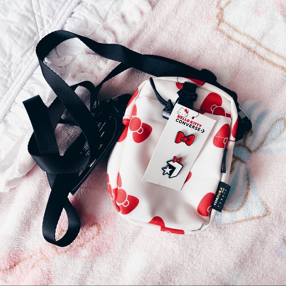 converse hello kitty bag